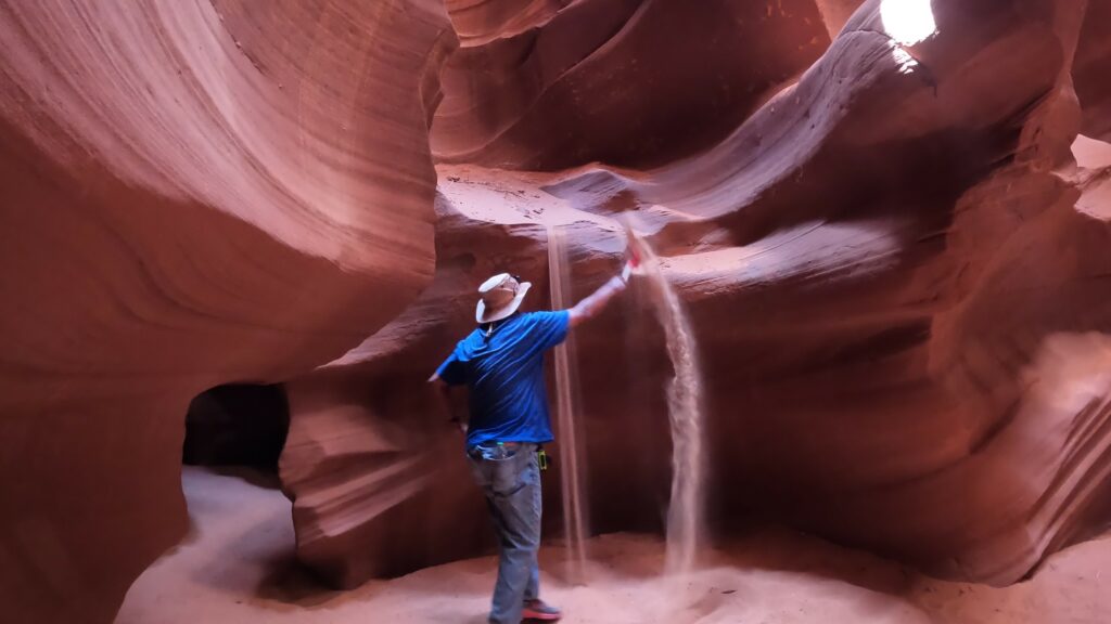 Leo creating a Sandfall