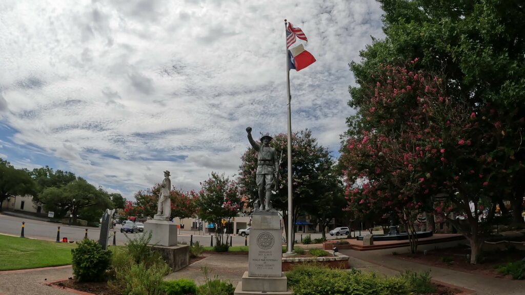 New Braunfels Main Plaza - WW 1 Statue