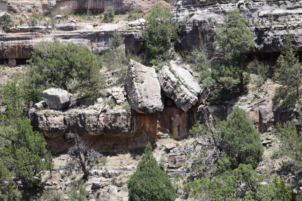 Dwelling Ruins View from the Rim Trail