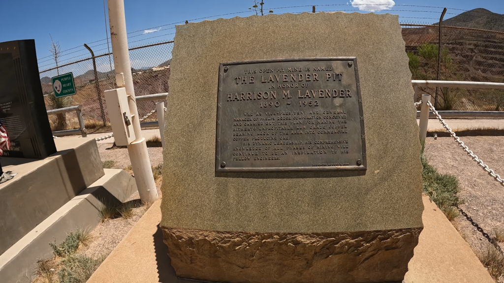 Monument to Harrison M. Lavender