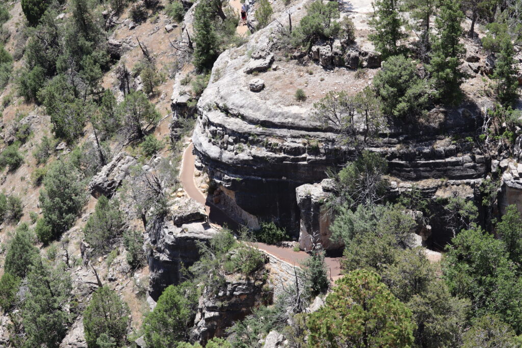 Walnut Canyon Trail